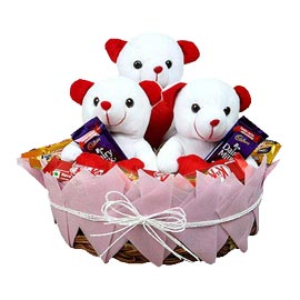 Teddies N Chocolates Hamper